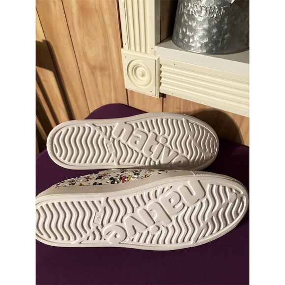 Native Shoes Jefferson Disney Mickey Mouse Print Slip-On Shoes White - Picture 5 of 6